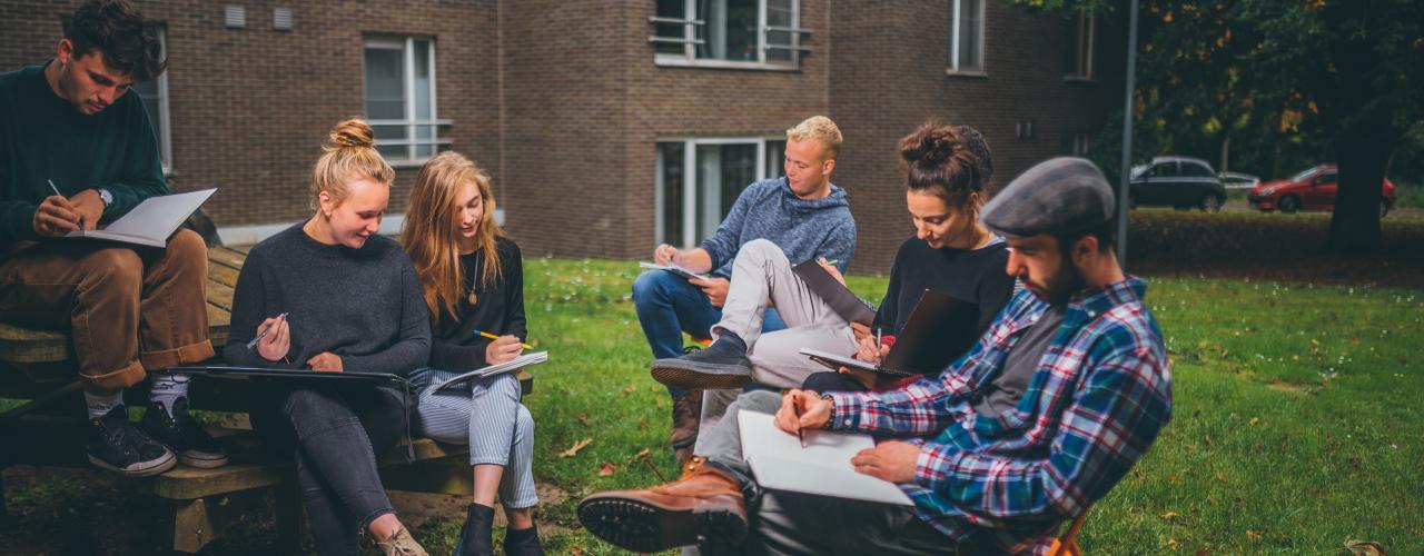 Studenten landschaps- en tuinarchitectuur EhB 