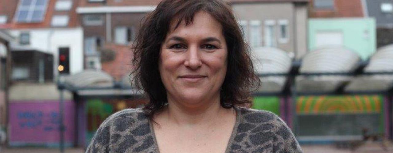 Sofia Torfs op de speelplaats. 