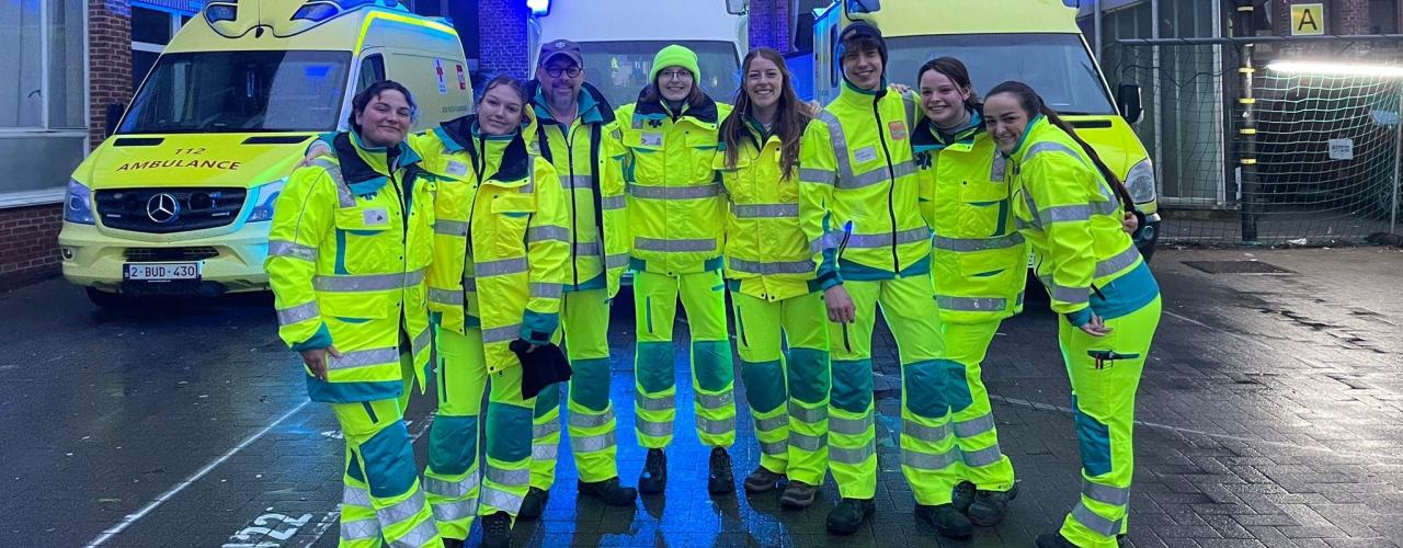 Studenten Verpleegkunde Erasmushogeschool versterken hulpverlening tijdens carnaval Halle