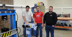 Studenten EMS werken final project af