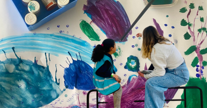 Stemmen van kinderen in de stad