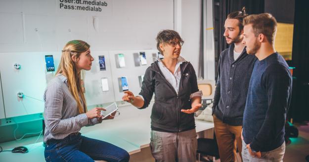 Studenten op Campus Kaai