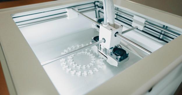 Ultimaker 2 print een 3D object