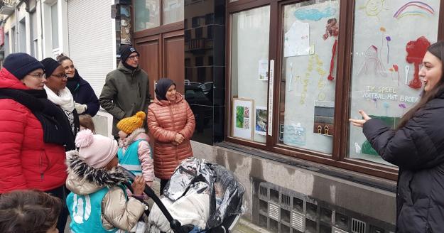 Stemmen van kinderen in de stad